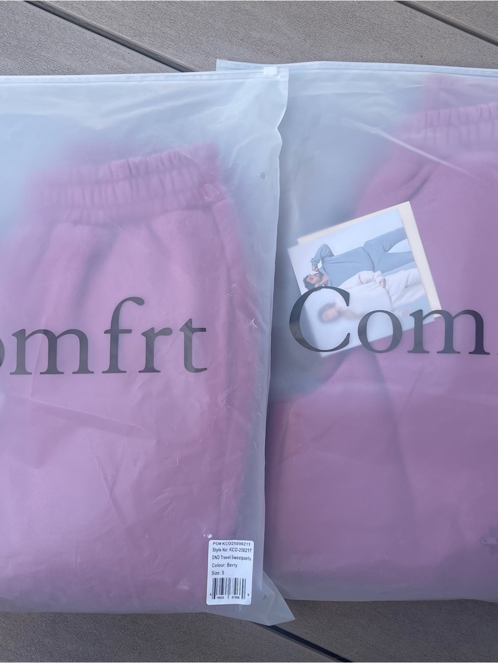 Comfrt DND Travel Sweatpants Berry - Picture 4 of 5